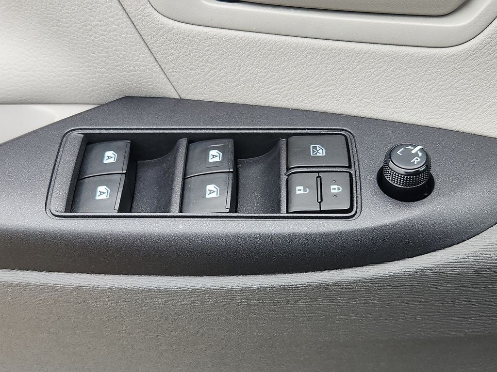 2020 Toyota Sienna L 7 Passenger