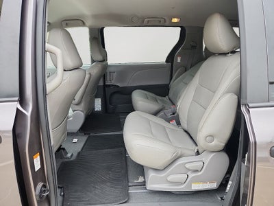2020 Toyota Sienna L 7 Passenger