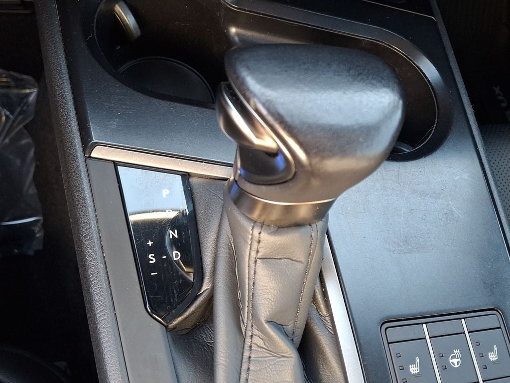 2023 Lexus UX 250h Premium 250h Premium PREMIUM PACKAGE, INTUITIVE PARKING ASSIST