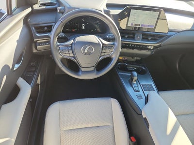 2025 Lexus UX 300h Premium 300h Premium COLD AREA PKG,