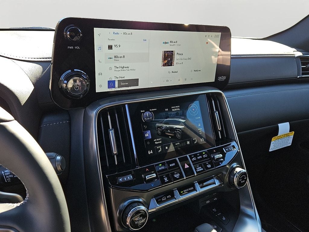 2025 Lexus LX LUXURY