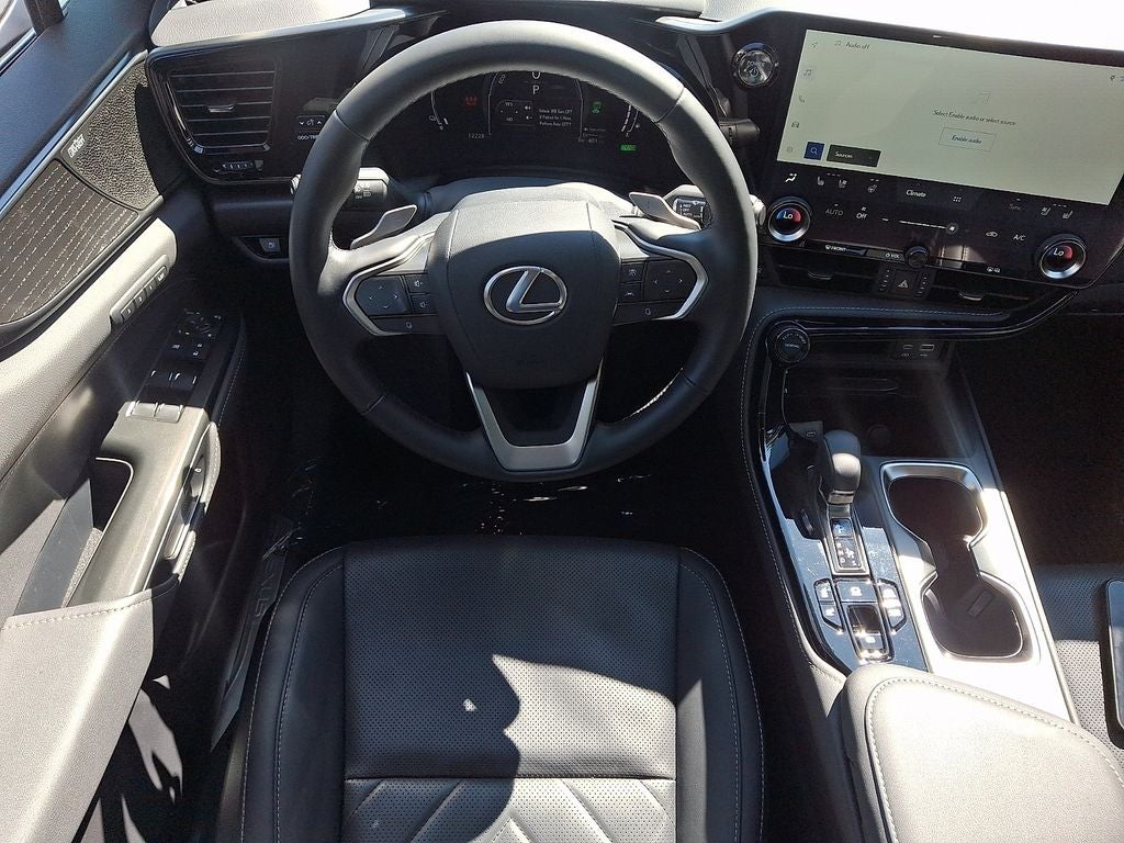 2025 Lexus NX 450h+ Luxury 450h+ Luxury