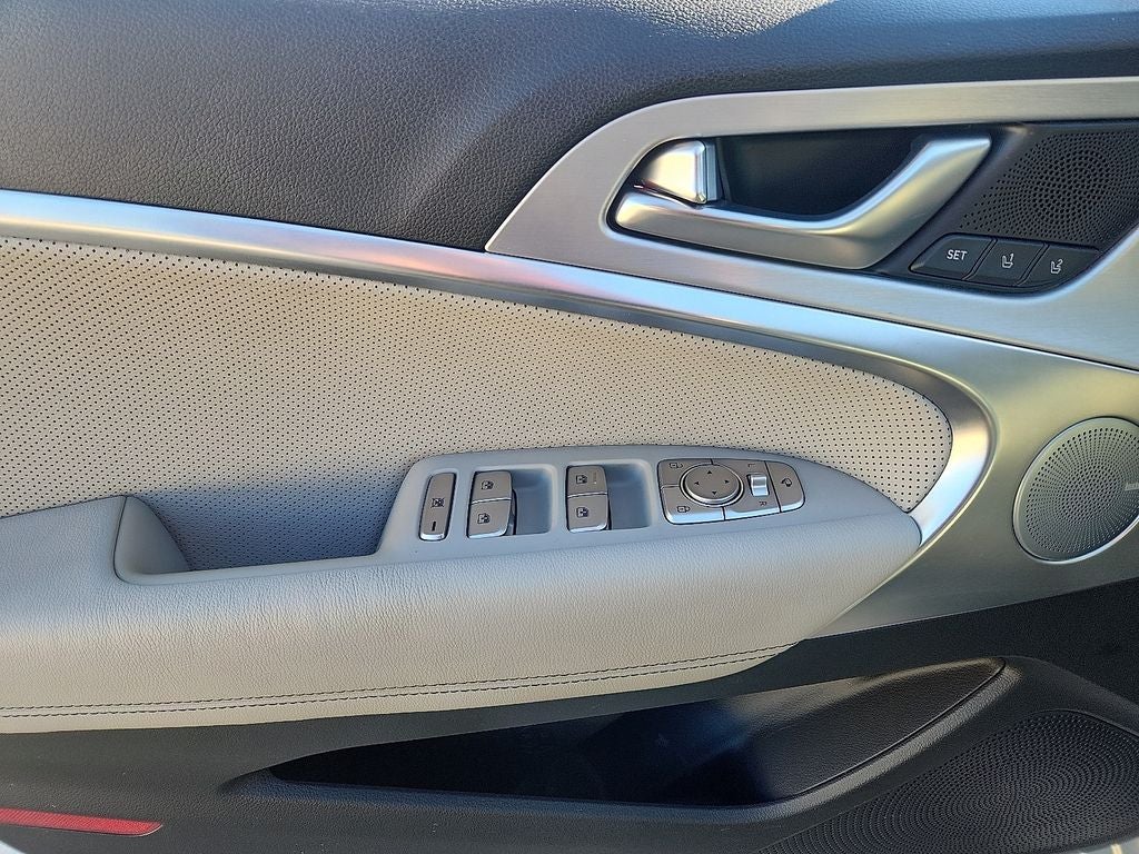 2019 Genesis G70 3.3T Advanced ELITE PACKAGE