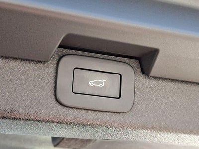 2024 Land Rover Discovery S