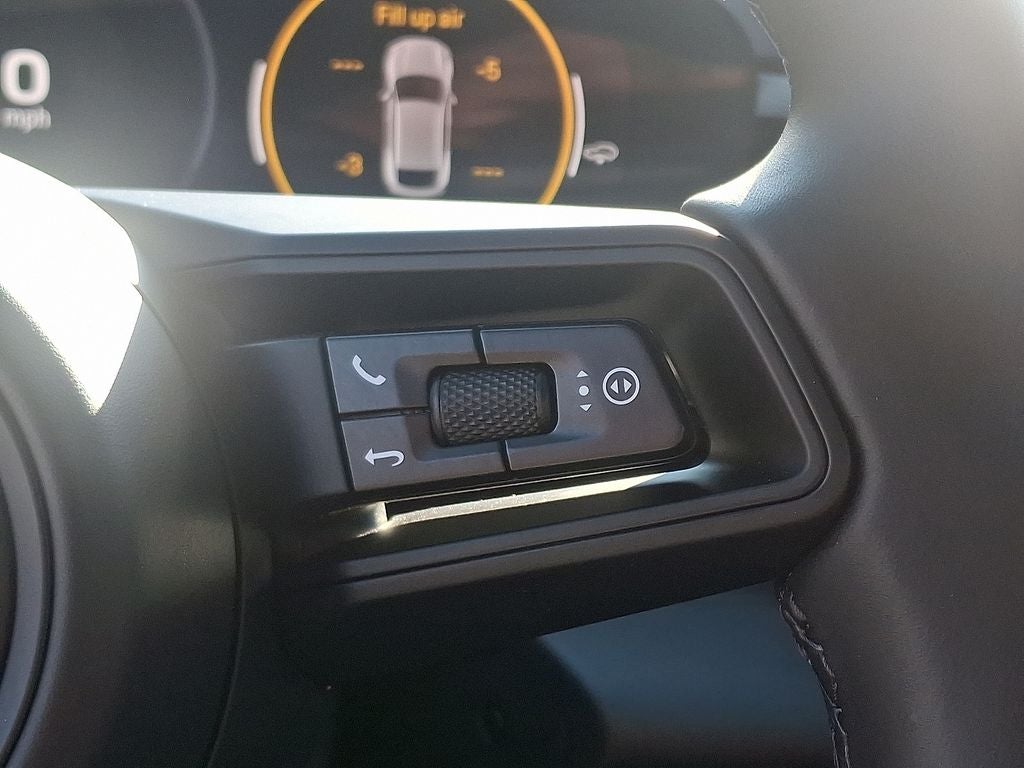 2024 Porsche Macan Electric 4