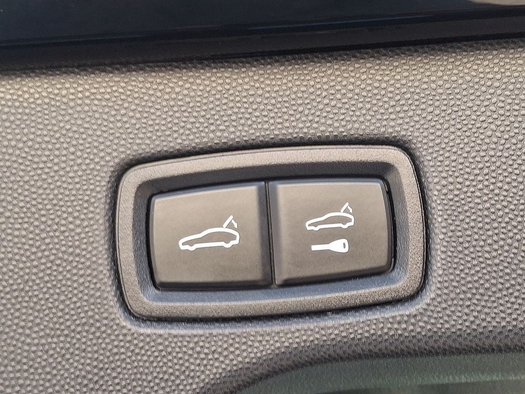 2024 Porsche Macan Electric 4