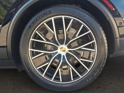 2024 Porsche Macan Electric 4