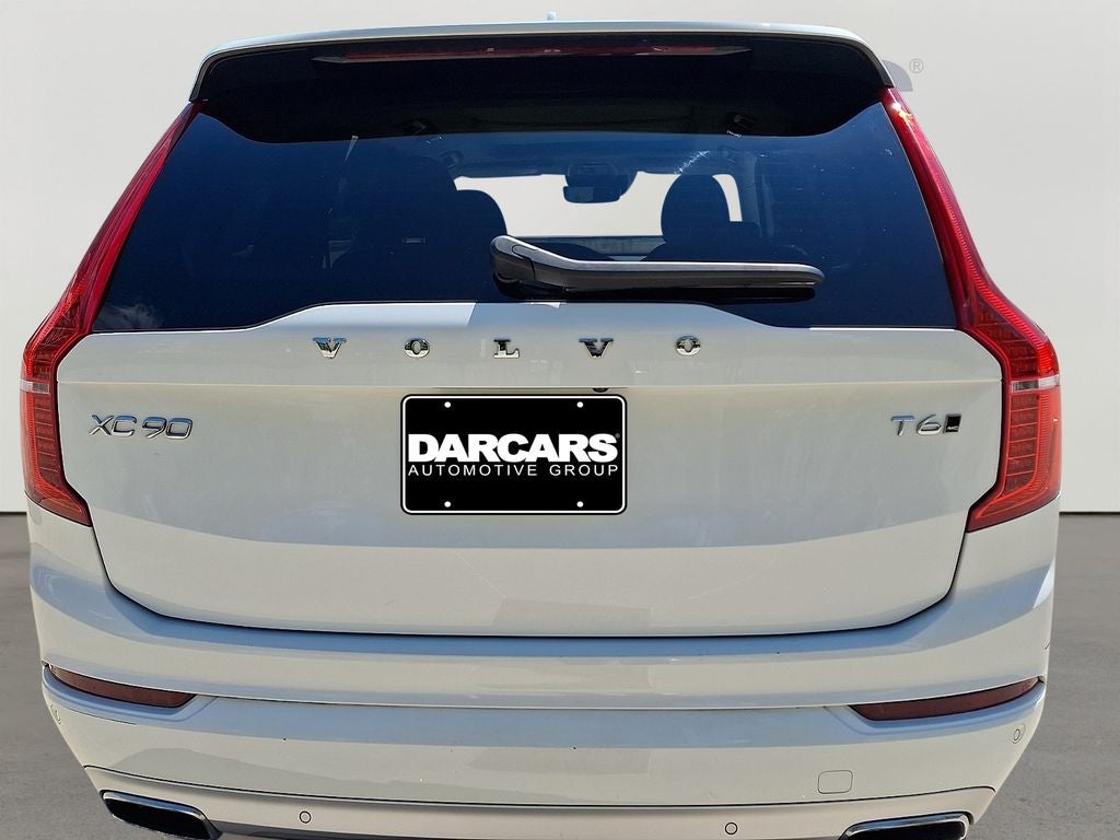 2021 Volvo XC90 T6 Momentum