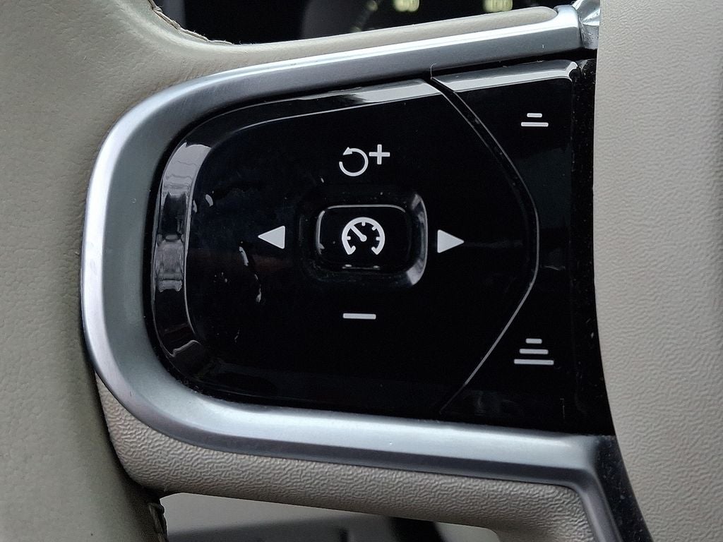 2019 Volvo XC90 T6 Inscription