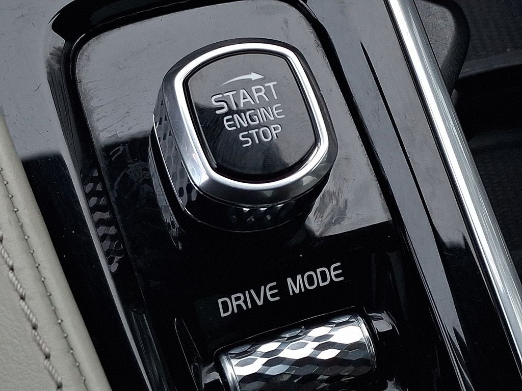 2019 Volvo XC90 T6 Inscription