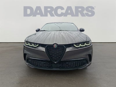2025 Alfa Romeo Tonale Base